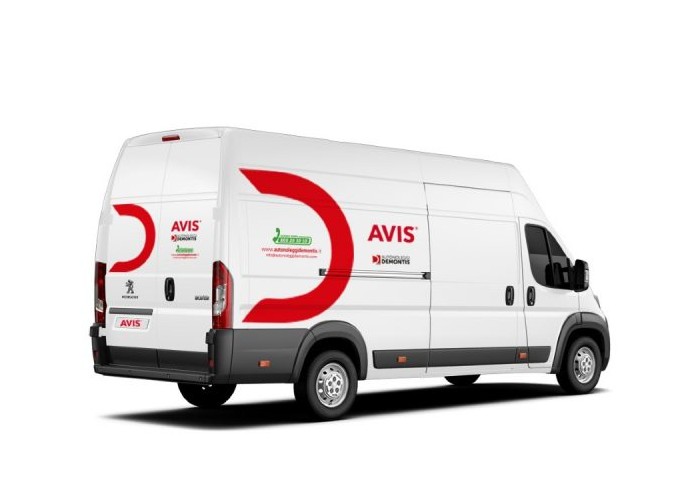 Autonoleggi-Demontis-Veicoli-commerciali-Peugeot-Boxer-Furgone-435-L4H3